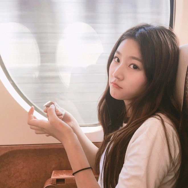 Kim Sae Ron: Sao nhí từng 2 lần đi thảm đỏ Cannes, nhan sắc Kim Yoo Jung, Kim So Hyun cũng phải kiêng dè - Ảnh 20.