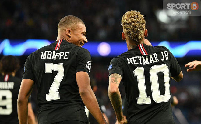 Bi hài chuyện Neymar: Hết chạy Messi giờ lại gặp Mbappe - Ảnh 3.