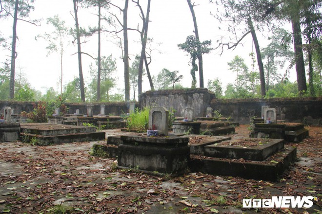 Ảnh: Hoang lạnh khu lăng mộ thái giám độc nhất Việt Nam trong cổ tự xứ Huế - Ảnh 3.