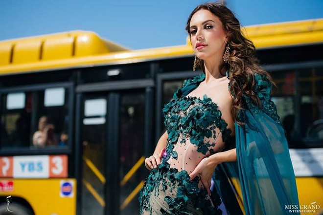 Nhờ sự cổ vũ nhiệt tình của fan Việt, Phương Nga vào Top 9 chụp ảnh chân dung tại Miss Grand International 2018 - Ảnh 9.