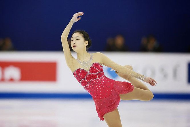 Mê mẩn vẻ đẹp trong sáng của “hot girl trượt băng Trung Quốc” - Ảnh 1.