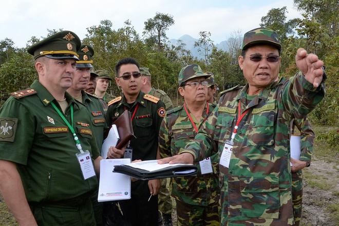 Trang bị hiện đại của lính công binh Nga đang hoạt động tại Lào - Ảnh 3.