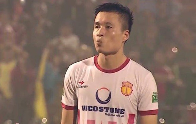 Lỡ AFF Cup 2018, tân binh ĐT Việt Nam quyết định đầu quân cho cựu vương V.League - Ảnh 1.