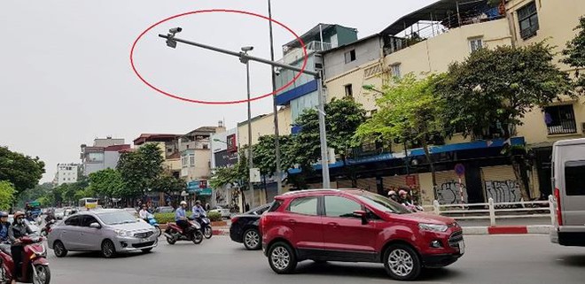 Cận cảnh rừng camera khó dùng phạt nguội tại Hà Nội  - Ảnh 3.