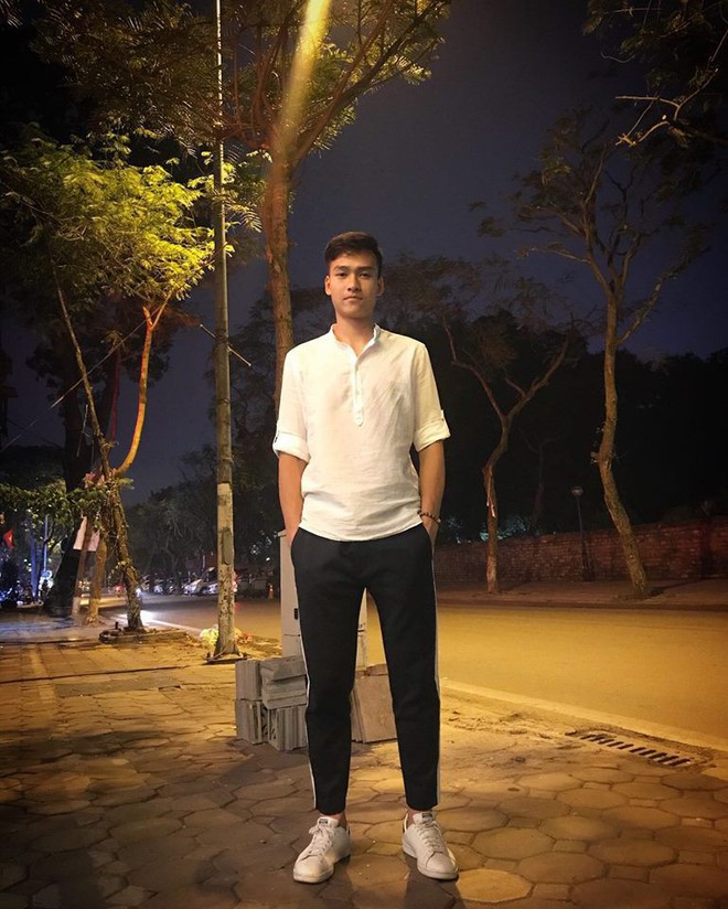 Trung vệ hot boy của U19 Việt Nam cao 1m8 và rất điển trai - Ảnh 2.