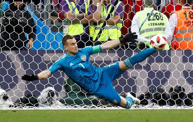 Lippi chia tay tuyển Trung Quốc, Akinfeev rời tuyển Nga - Ảnh 2.