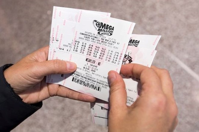 Vé số Mega Millions lên tới 1 tỉ đô, dân Mỹ ào ào đi mua - Ảnh 4.