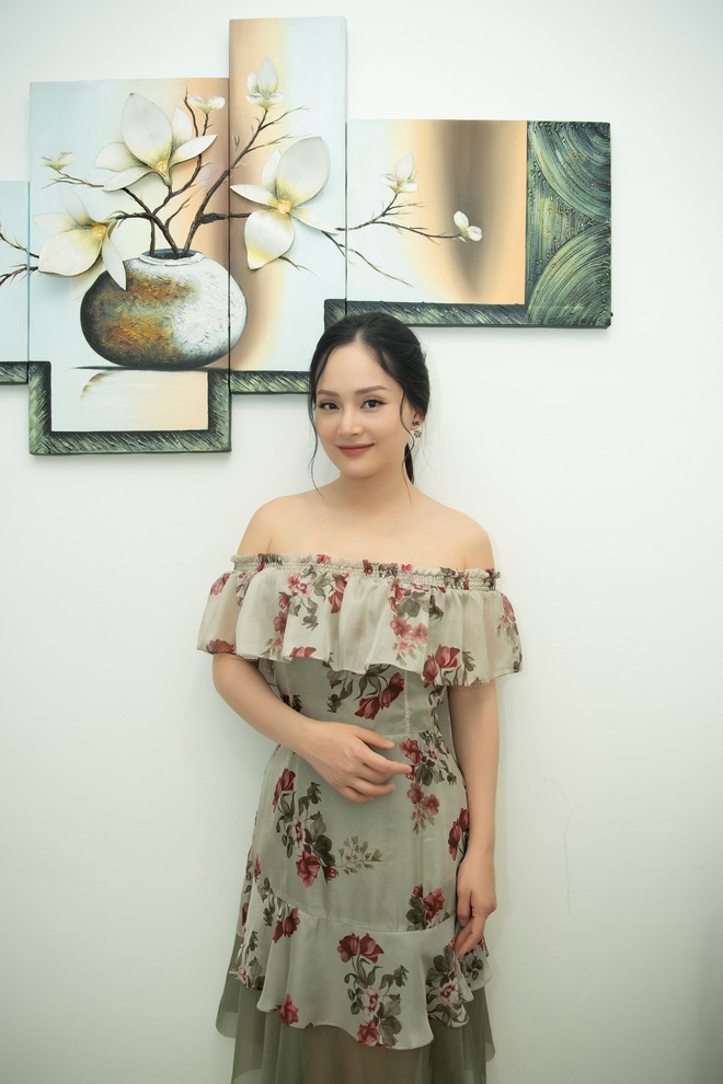 Diễn viên Lan Phương tái xuất sau 5 tháng sinh con, đọ sắc với Trang Cherry - Ảnh 3.