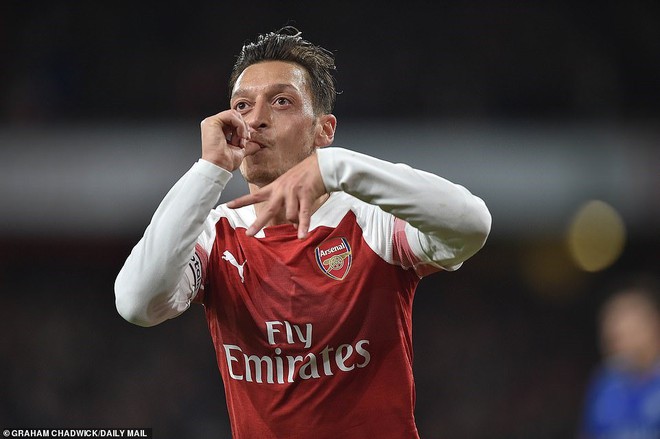 Arsenal thắng trận thứ 10 liên tiếp: Emery là người biết làm cách mạng - Ảnh 3.