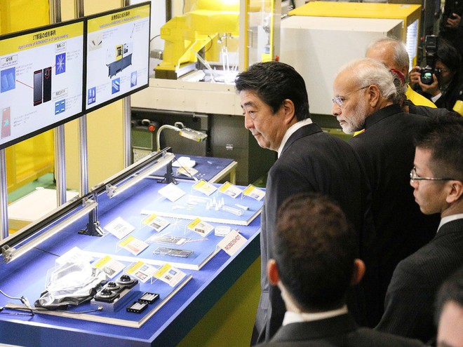 Ông Abe lần đầu khoe nhà riêng sang trọng, ông Modi học cách dùng đũa kiểu Nhật - Ảnh 10.