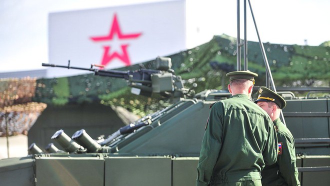 Bất ngờ: Công chúng Nga tín nhiệm quân đội hơn cả Tổng thống Putin? - Ảnh 1.