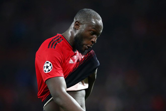 Ông già Ferdinand và Scholes gần 40 tuổi cũng có thể bắt chết Lukaku - Ảnh 1.