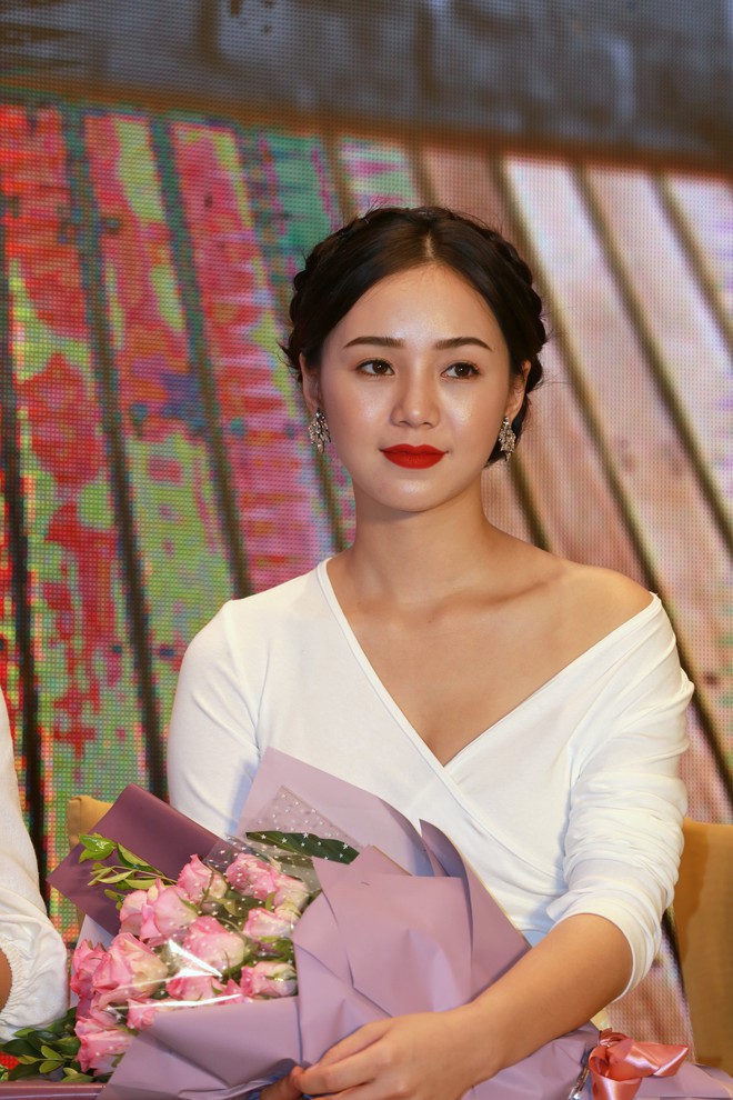 NSND Lê Khanh tái xuất màn ảnh sau 10 năm, làm vợ danh hài Hoàng Sơn - Ảnh 4.