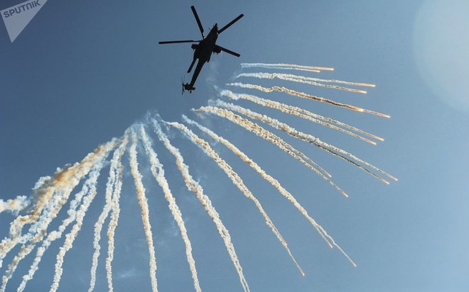 Những lần trực thăng không vận Nga bay trên các điểm nóng - Ảnh 6.