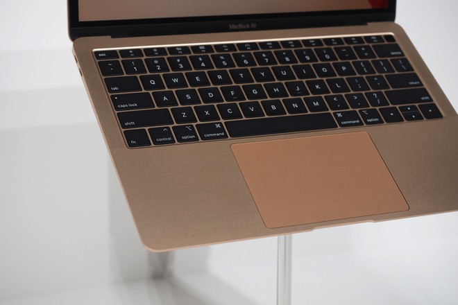 Cận cảnh MacBook Air 2018 vừa ra mắt của Apple: Đẹp không thể cưỡng lại được! - Ảnh 8.