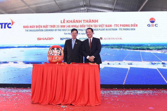 Lễ khánh thành nhà máy điện mặt trời 35 MW đầu tiên tại Việt Nam - Ảnh 3.