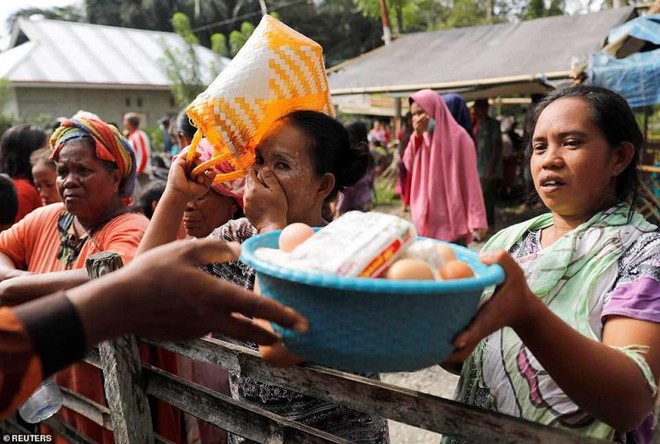 Sau thiên tai kép, hai ngôi làng ở Indonesia bị xóa sổ khỏi hành tinh - Ảnh 20.