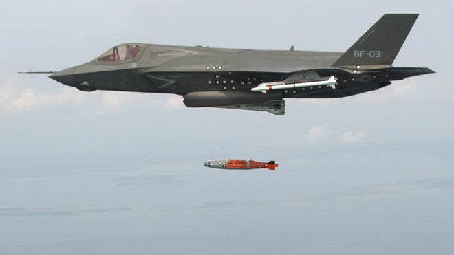 Dùng F-35 đáp trả S-300: Mỹ-Israel muốn khiêu khích gấu Nga nổi giận? - Ảnh 1.