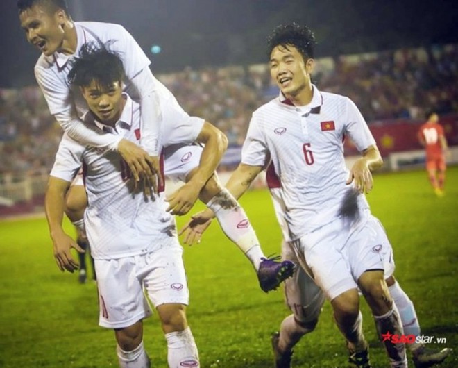 Phù thủy Park Hang Seo và những chiếc mặt nạ AFF Cup 2018 cho ĐTVN - Ảnh 2.