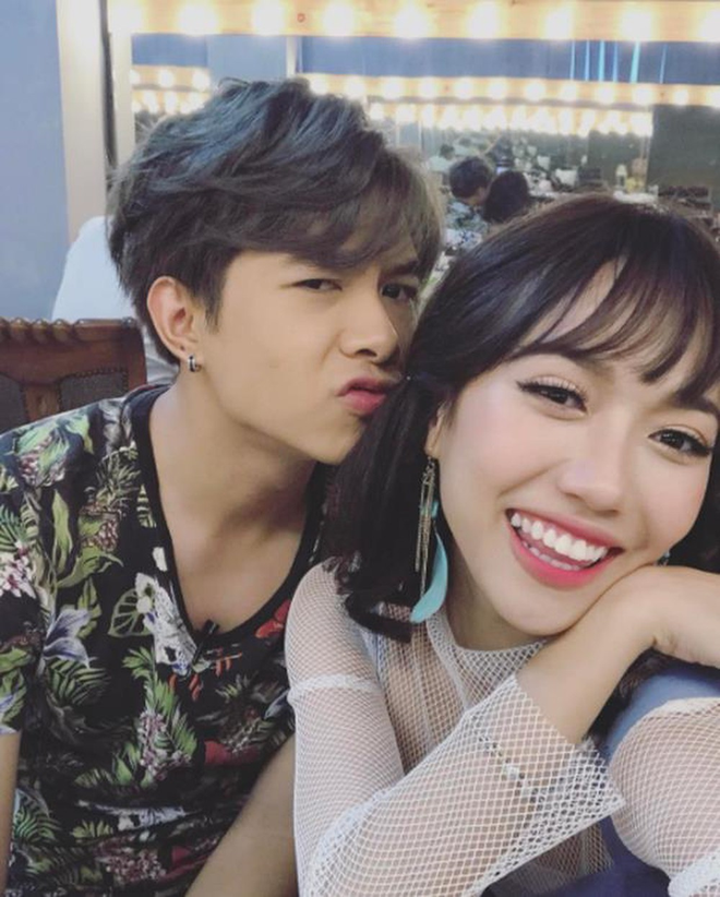 Chuyện t&igrave;nh của 4 cặp đ&ocirc;i nổi tiếng l&agrave;ng h&agrave;i: Từ chấp nhận người đ&agrave;n &ocirc;ng ngh&egrave;o đến bền bỉ vượt s&oacute;ng gi&oacute; chia tay! - Ảnh 14.