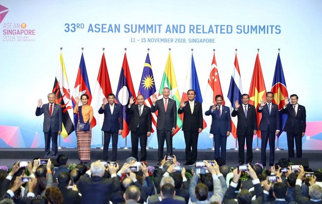Thủ tướng Nguyễn Xuân Phúc dự Phiên họp toàn thể Hội nghị Cấp cao ASEAN lần thứ 33 - Ảnh 1.