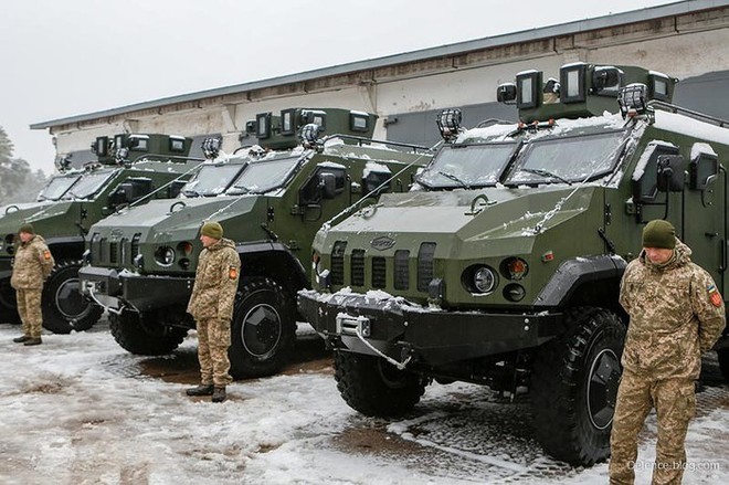 Kinh ngạc trước số lượng cực lớn tăng thiết giáp quân đội Ukraine tiếp nhận năm 2018 - Ảnh 2.
