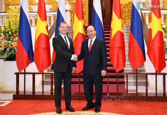 Thủ tướng Liên bang Nga Dmitry Medvedev thăm chính thức Việt Nam - Ảnh 3.