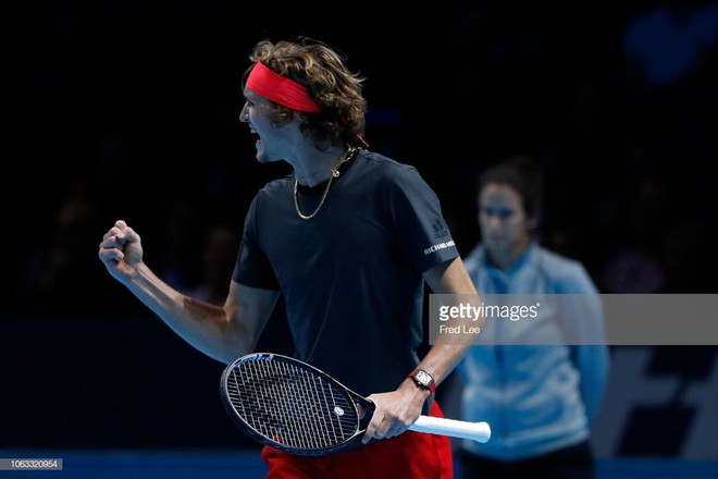 Zverev đánh bại Djokovic để lên ngôi tại ATP Finals 2018 - Ảnh 2.