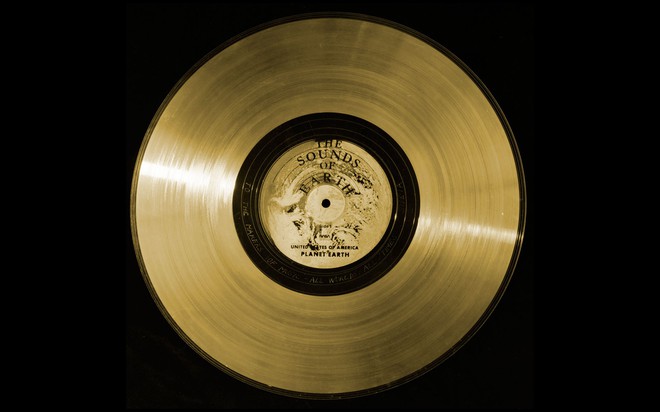 Giải mã lá thư trên chiếc đĩa vàng gửi tới người ngoài tinh của NASA - Ảnh 3.