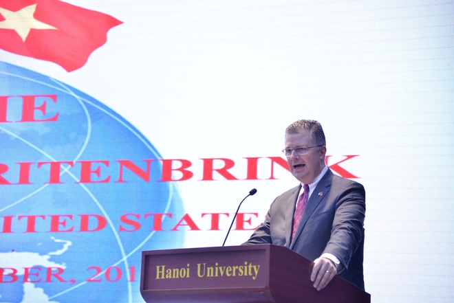 Đại sứ Daniel Kritenbrink: Mỹ đang đầu tư vào sự thành công của Việt Nam - Ảnh 3.