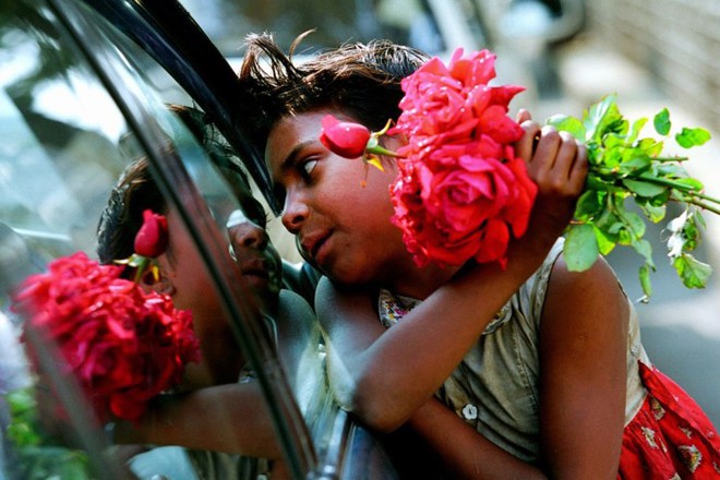 Ảnh: Câu chuyện đau lòng về những đứa trẻ phải “bán” tuổi thơ ở Bangladesh - Ảnh 16.