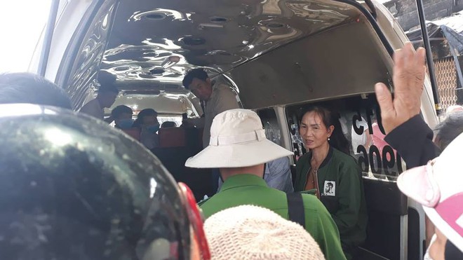 Vụ tai nạn thảm khốc khiến 6 người tử vong ở Bình Phước: Chào vĩnh biệt 3 mẹ con bán nước mía - Ảnh 1.