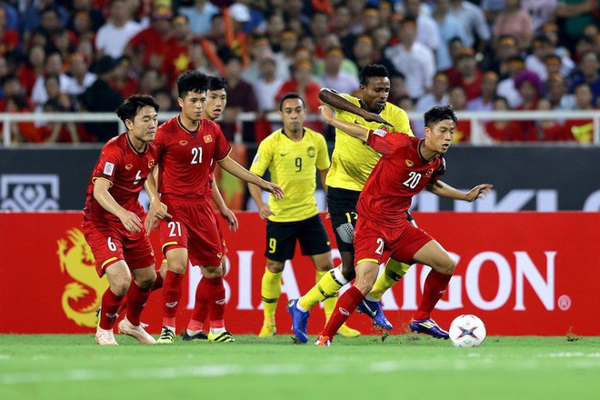 Nhìn thầy trò HLV Park tỏa sáng, báo châu Á đặt mục tiêu World Cup, Olympic cho Việt Nam - Ảnh 1.