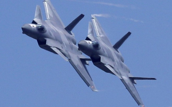Không quân Mỹ sẽ "tan nát" trước cú đánh thâm hiểm của Trung Quốc?