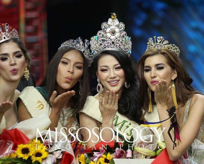 Nhan sắc nóng bỏng của mỹ nhân vừa đăng quang Hoa hậu Trái đất, đem vinh quang về cho Việt Nam - Ảnh 2.