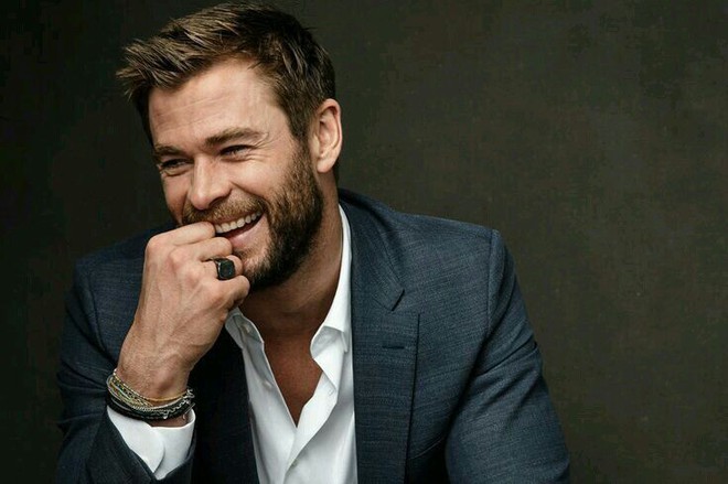 Vừa hục hặc với chồng thì được Thần Sấm Chris Hemsworth tỏ tình, người phụ nữ dính bẫy tình online, mất trắng 350 triệu - Ảnh 1.