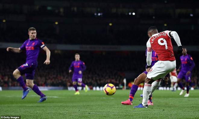 Mượn chiêu của Mourinho để đấu Arsenal, Liverpool suýt ôm hận trong trận cầu nghẹt thở - Ảnh 3.