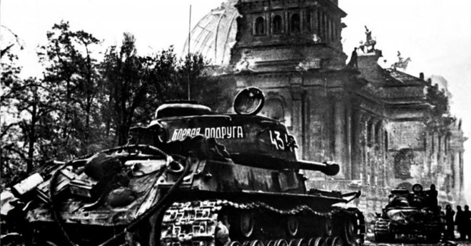 Người phụ nữ Xô viết gom tiền mua xe tăng, ra trận chiến đấu trả thù cho chồng - Ảnh 2.