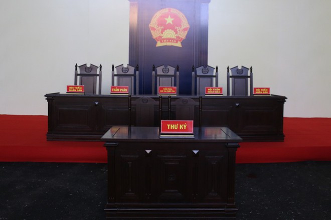 Ảnh: Bên trong phòng xét xử cựu Trung tướng Phan Văn Vĩnh rộng 1.000m2 - Ảnh 3.