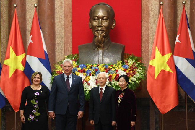 Tổng Bí thư, Chủ tịch nước Nguyễn Phú Trọng đón chính thức Chủ tịch Hội đồng Nhà nước Cuba thăm Việt Nam - Ảnh 3.