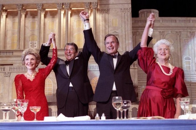 Những khoảnh khắc đáng nhớ trong cuộc đời cựu Tổng thống Bush “cha” - Ảnh 1.