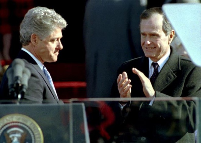 Những khoảnh khắc đáng nhớ trong cuộc đời cựu Tổng thống Bush “cha” - Ảnh 20.