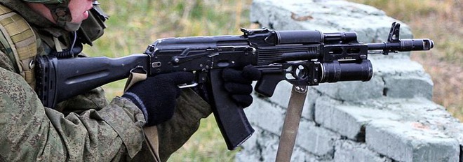 Những mẫu súng ngoại được lực lượng vũ trang Nga ưa chuộng - Ảnh 1.