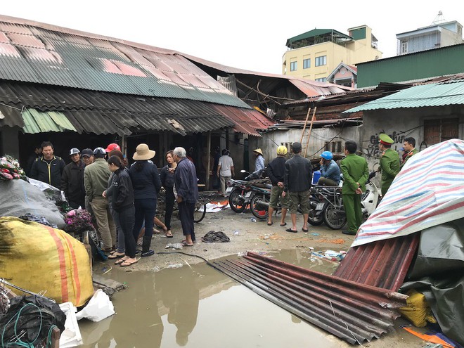 Cận cảnh cả tấn hàng hoá cháy đen nham nhở sau vụ hỏa hoạn kinh hoàng ở chợ Vinh - Ảnh 20.