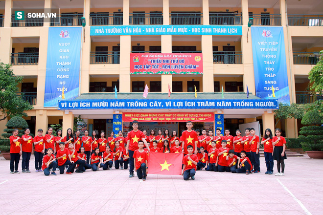 ĐT Việt Nam nhận món quà ý nghĩa trước thềm đại chiến với Malaysia - Ảnh 5.