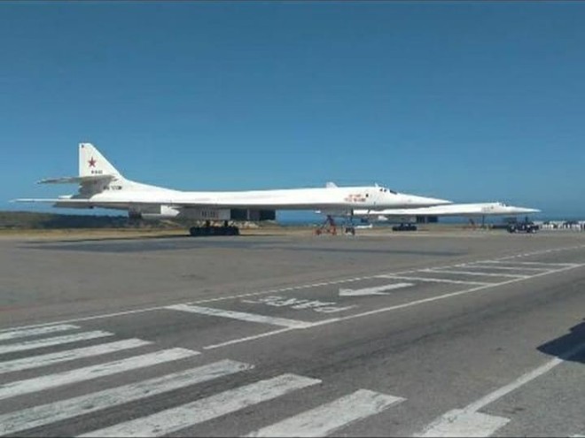 Triển khai Tu-160 tới Venezuela: Lời cảnh báo đanh thép của Nga khi Mỹ định rút khỏi INF? - Ảnh 1.
