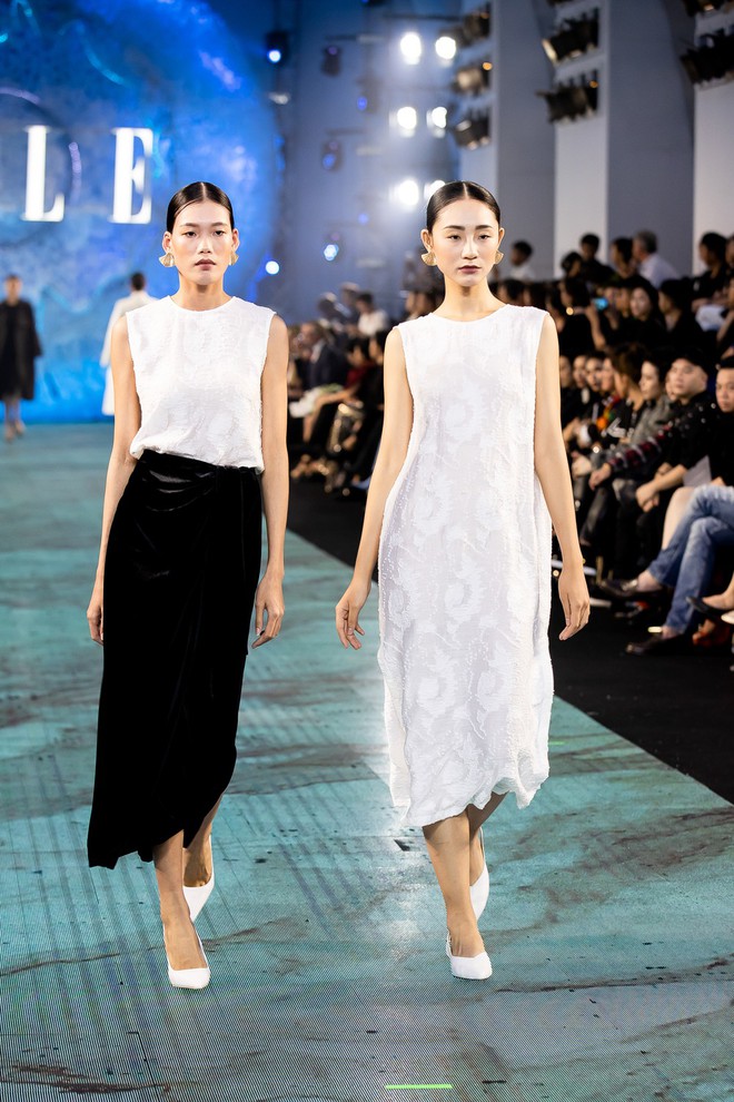 Thu Phương khoe em gái nổi tiếng, Phạm Quỳnh Anh mặc gợi cảm đến ủng hộ Hà Tăng - Ảnh 12.