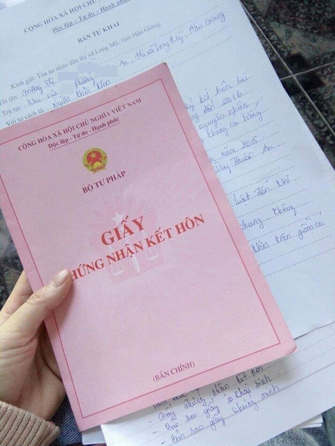 Lại một vụ bồ nhí giật chồng người còn ghen ngược chửi chính cung, chia sẻ bí quyết giữ chồng khiến chị em nóng máu - Ảnh 2.