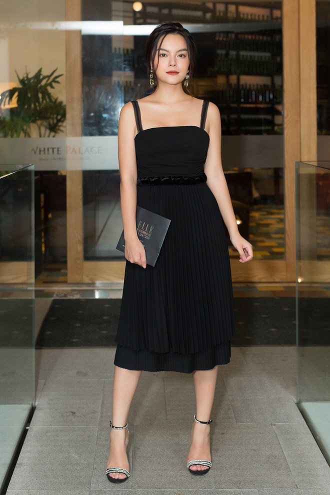 Thu Phương khoe em gái nổi tiếng, Phạm Quỳnh Anh mặc gợi cảm đến ủng hộ Hà Tăng - Ảnh 8.