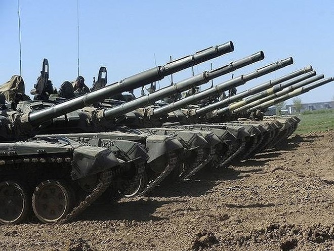 [ẢNH] Nga cấp tốc tăng cường xe tăng T-72B3 tới biên giới Ukraine trong tình hình nóng - Ảnh 3.